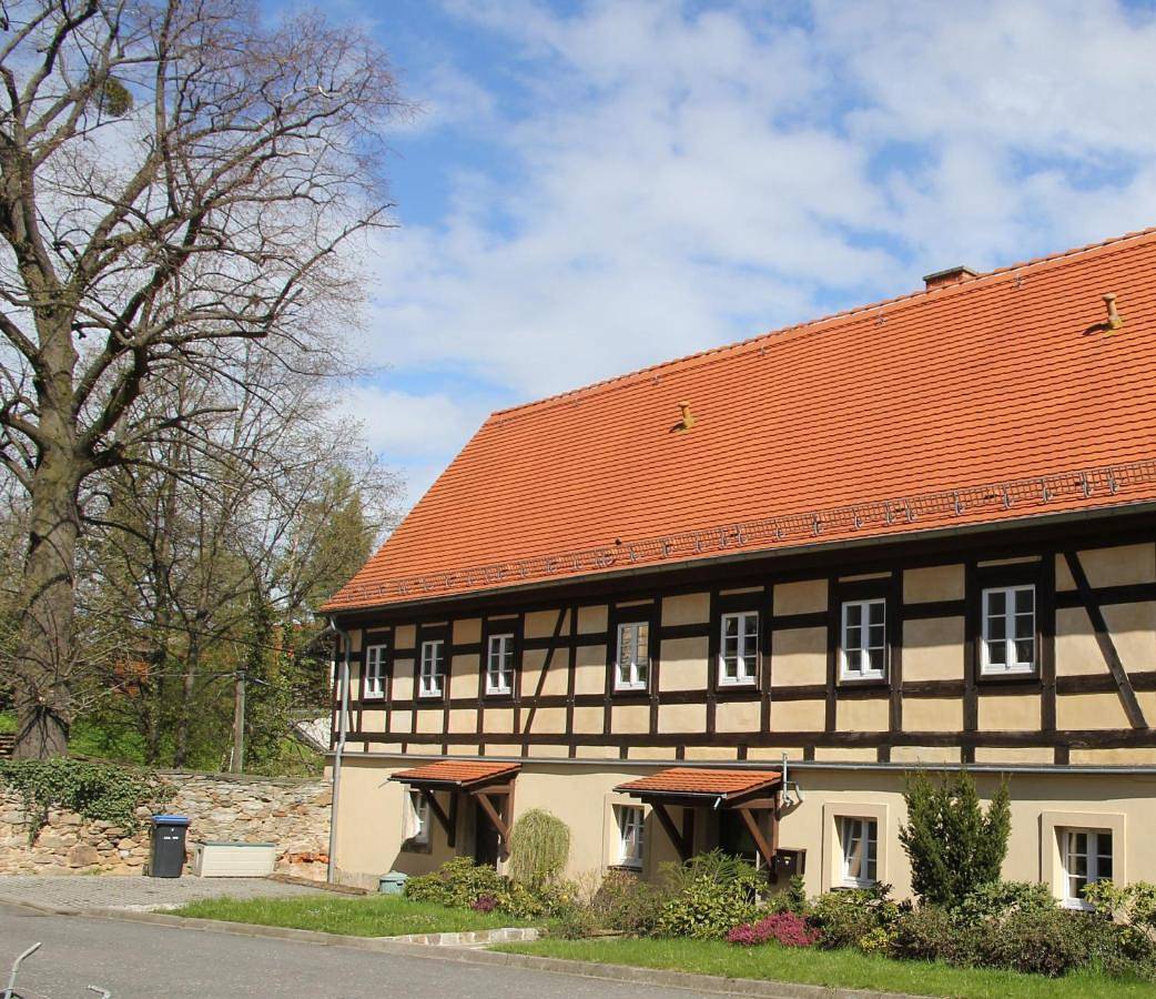 One-Bedroom Apartment with Terrace in Müglitztal, Osterzgebirge