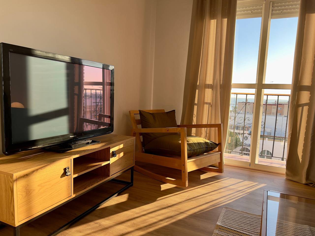 Ganze Wohnung, Ferienwohnung 'Con Vistas A La Bahía' mit Meerblick, Balkon und Wi-Fi in Puerto Real, Costa de la Luz