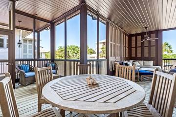 Vacation House for 16 Guests in Rosemary Beach, Emerald Coast, Picture 1