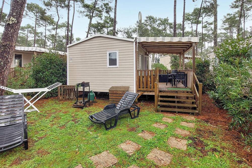 Camping pour 4 Personnes dans Saint-Julien-en-Born, Région de Dax