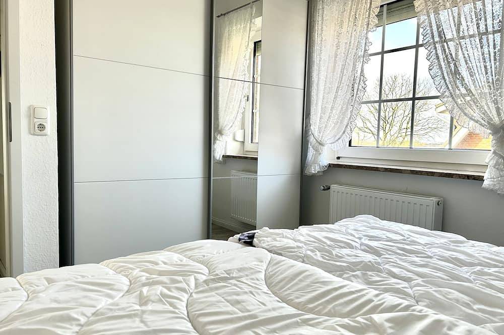 Ganze Wohnung, Apartment with a view of the dyke for up to 4 people. -Turquoise in Büsum, Dithmarschen