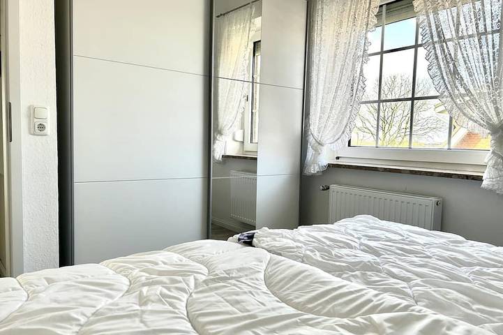 Ganze Wohnung, Apartment with a view of the dyke for up to 4 people. -Turquoise in Büsum, Kreis Dithmarschen