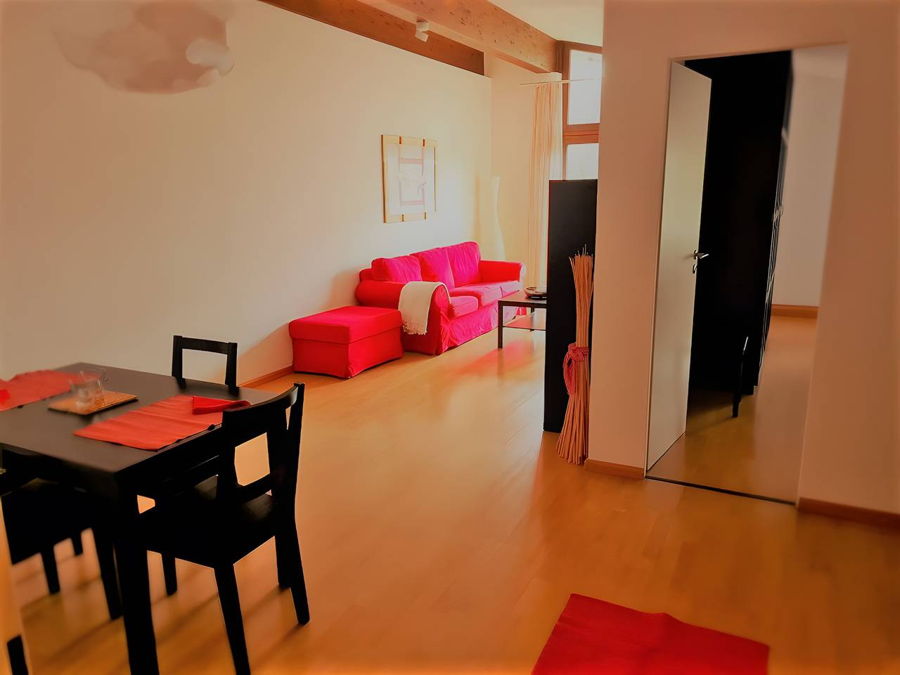 Apartamento entero, Apartamento '2' con terraza compartida, balcón y Wi-Fi in Weil am Rhein, Distrito de Lörrach