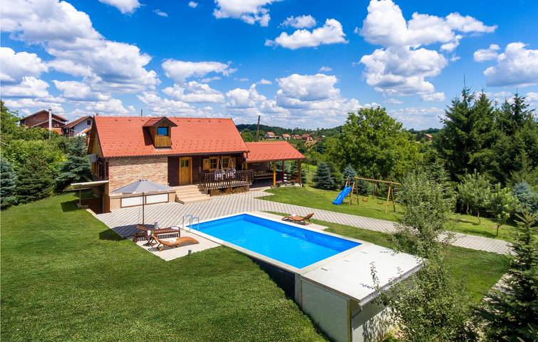 Charmante 2-Zimmer-Wohnung mit Pool, Terrasse und WLAN in Zagreb und Umgebung