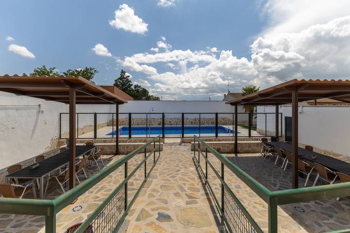 Chalet para 11 personas, con jacuzzi y jardín en Castilla-La Mancha - 2