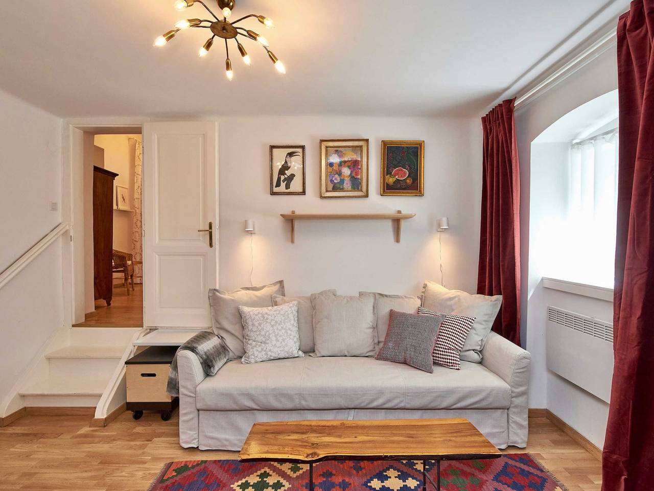 Ganze Ferienwohnung, Landhaus Dodo - Landhaus Dodo - Deluxe Apartment mit Balkon - Top 2 in Payerbach, Wiener Alpen