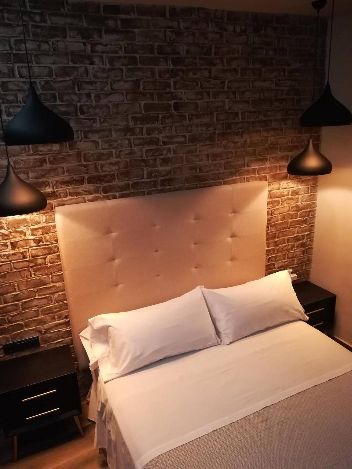 Appartement entier, Appartement 'Alvarado Loft' avec vue sur la montagne, Wi-Fi et climatisation in Ubrique, Pueblos Blancos