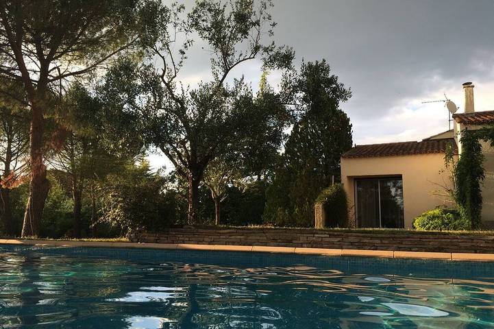 Maison de vacances pour 6 personnes, avec Balcon ainsi que Jardin et Piscine