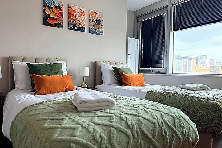Entire apartment, Luxury 2Br Brighton | Walk to the Lanes + Beach in Brighton, Sussex