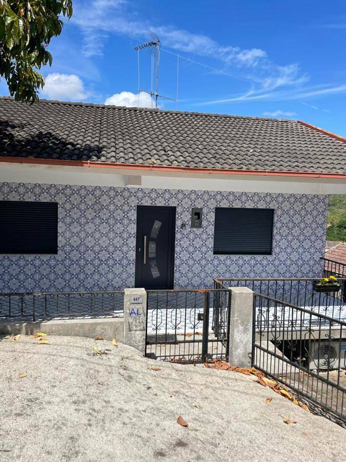 Location de vacances pour 5 personnes, avec jardin et vue dans Entre Ambos-os-Rios - 2