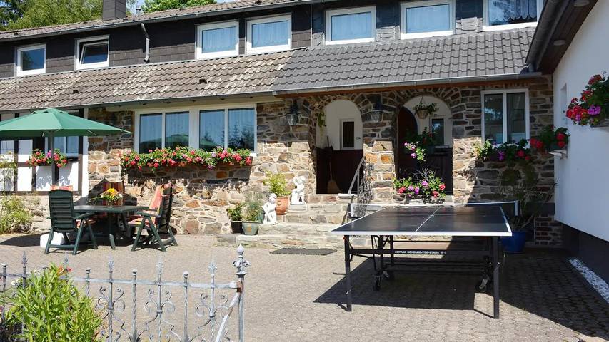 Ferienwohnung für 5 Personen, mit Garten und Sauna sowie Terrasse in Monschau - 3
