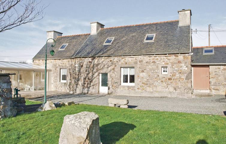 Location de vacances pour 5 personnes, avec Terrasse et Jardin à Kerbors