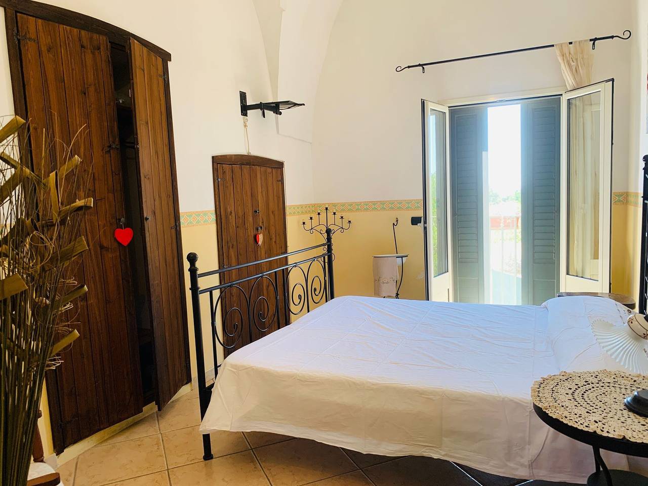 Casa Vacanze 'Garden Terrace Apartment Gallipoli' con Terrazza Privata, Giardino e Wi-Fi in Gallipoli, Golfo di Taranto