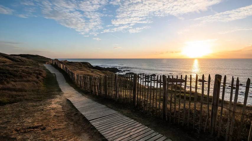 Gîte pour 4 personnes, avec terrasse et piscine, animaux acceptés à Jard-sur-Mer - 3