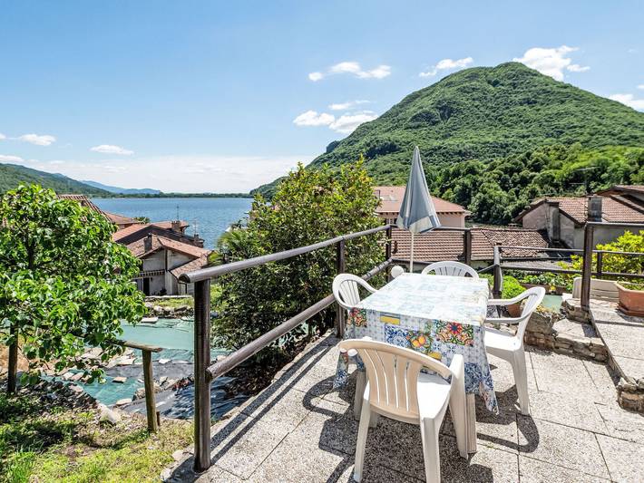 Gîte pour 2 personnes, avec terrasse dans Mergozzo - 4