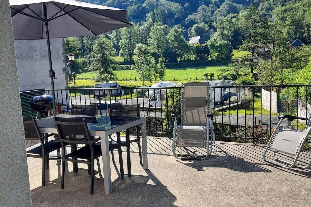 Maison 3 nuits minimum. in Mandailles-Saint-Julien, Région d'Aurillac