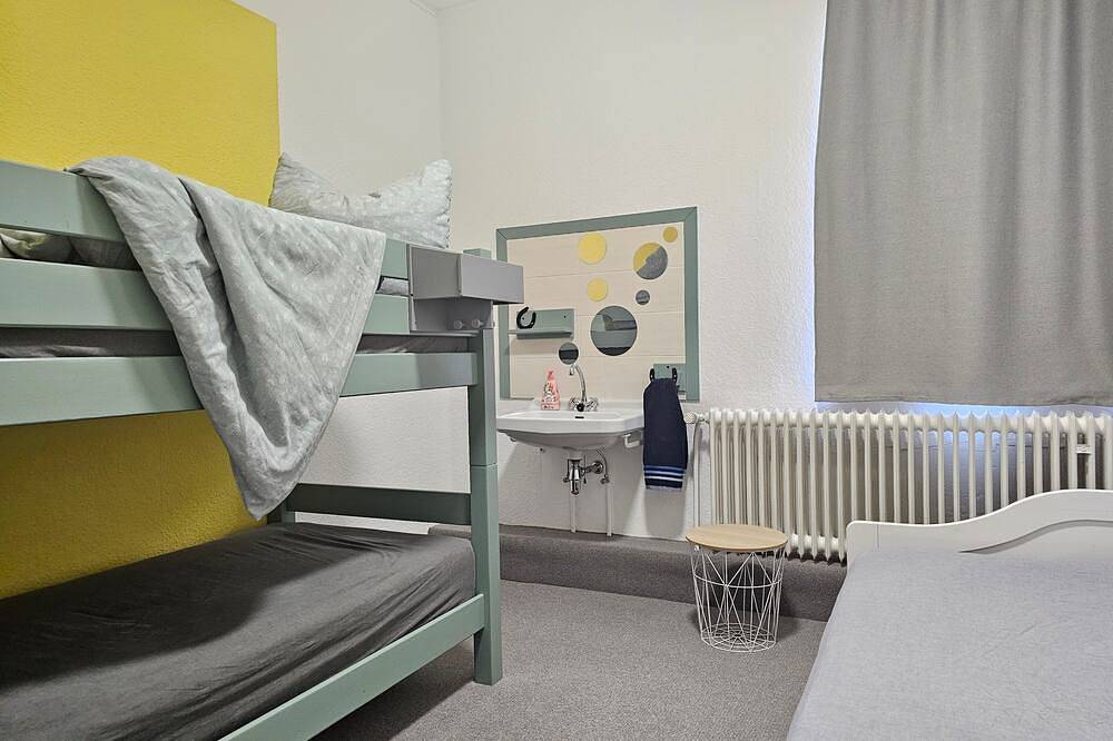 Ganze Wohnung, Apartment „Pferdestall“ mit gemeinsamer Terrasse, Garten und Wlan in Dorum, Cuxland