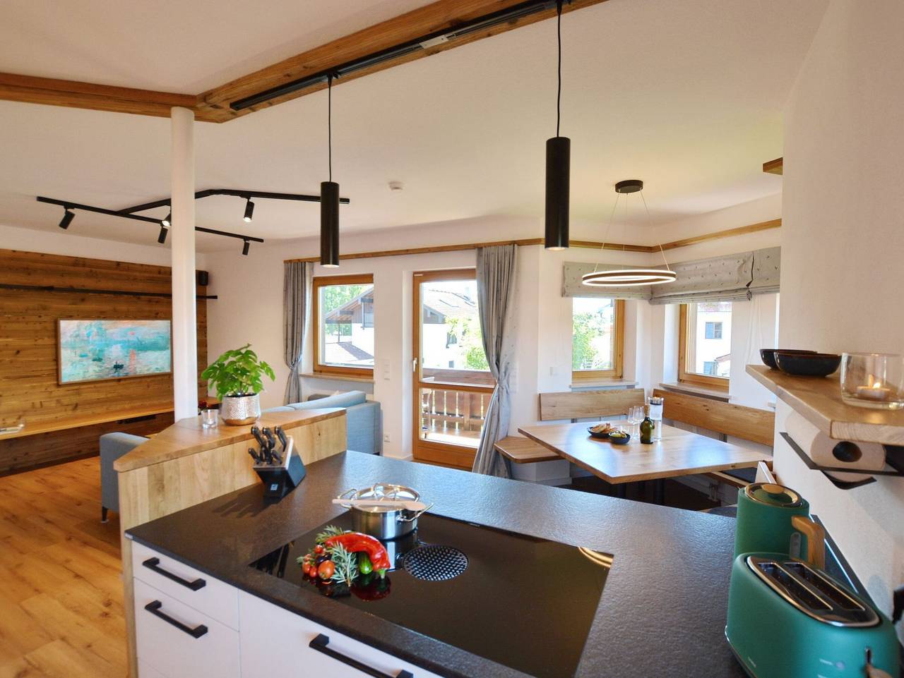 Ganze Ferienwohnung, Chiemseeglück - Alpenländisches Wohngefühl trifft moderne Eleganz ? Ihre exklusive Ferienwohnung am Chiemsee in Chiemseenähe in Chieming, Chiemsee