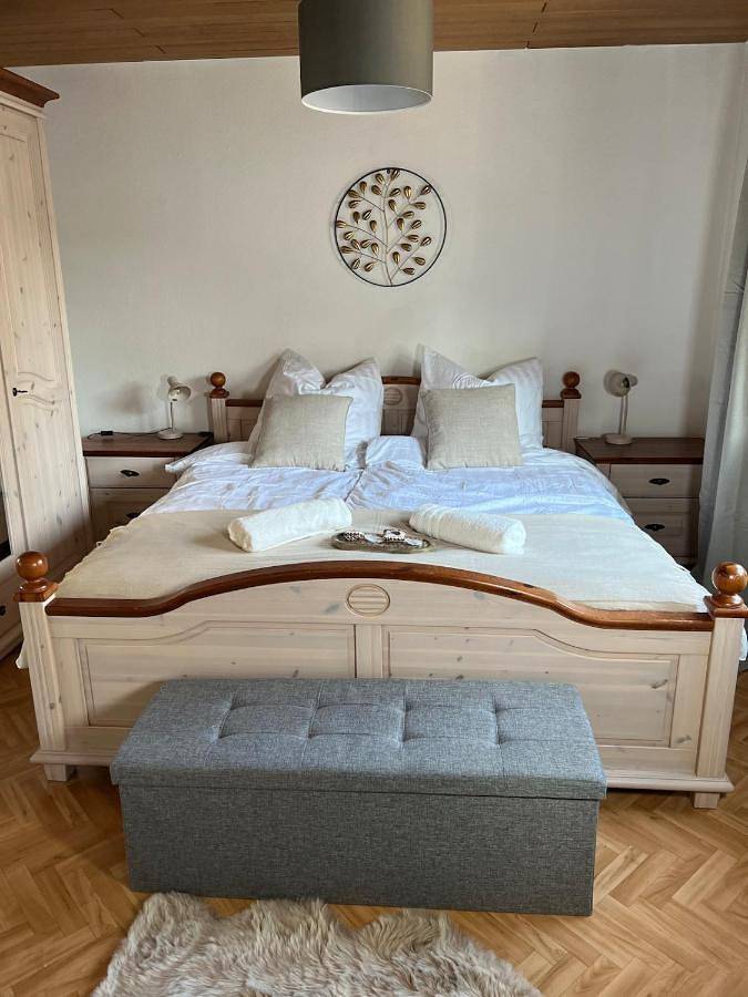 Ferienwohnung für 5 Personen, mit Garten in Altenstadt