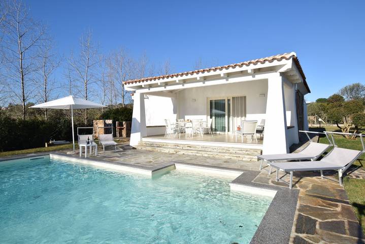 Villa per 8 persone a Budoni