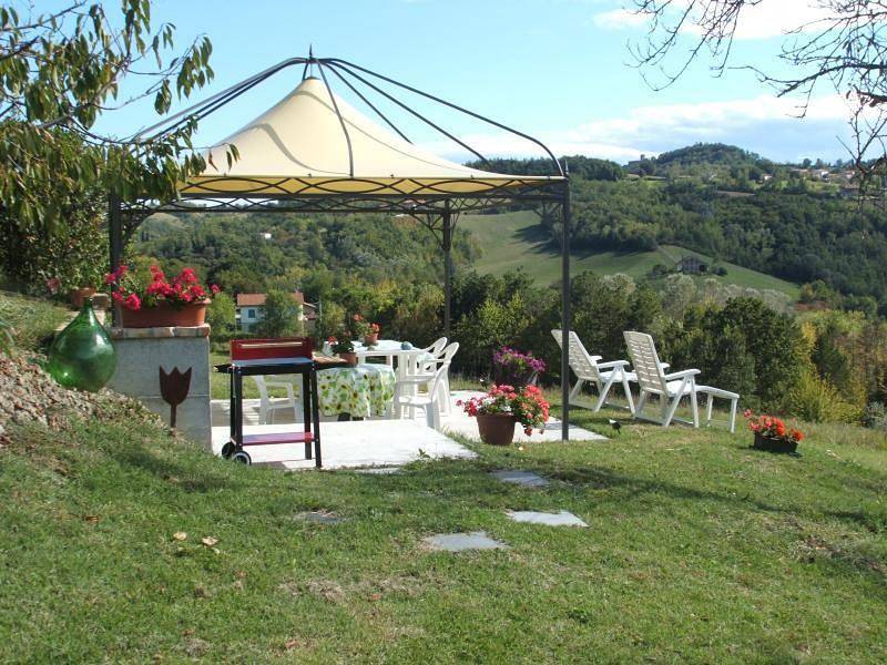 Entire holiday apartment, Holiday flat with balcony for 3 persons in Salsomaggiore Terme, Parma Province