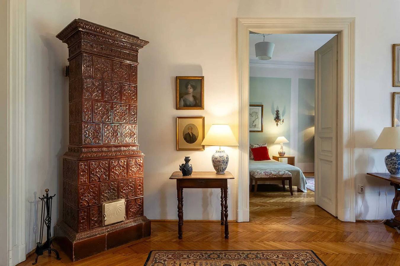 Ganze Wohnung, Geräumiges Apartment im Zentrum von Budapest mit Kamin in Budapest, Mittelungarn