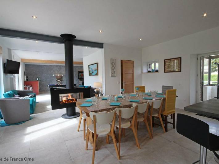 Gîte pour 12 personnes, avec terrasse ainsi que sauna et jardin dans Orne - 2