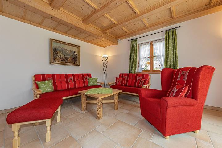 Ferienwohnung für 6 Personen, mit Balkon und Terrasse sowie Ausblick im Mittenwald - 4