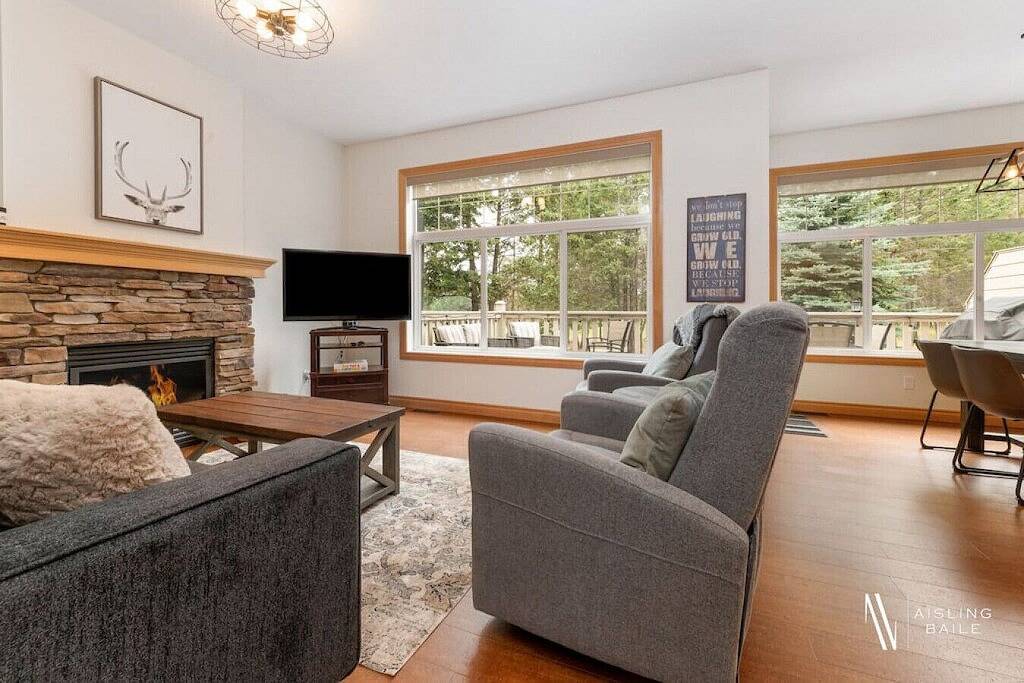 Ganze Wohnung, Eagle Crest | Steam Shower | Fireplace | Springs in Radium Hot Springs, Kootenay-Nationalpark