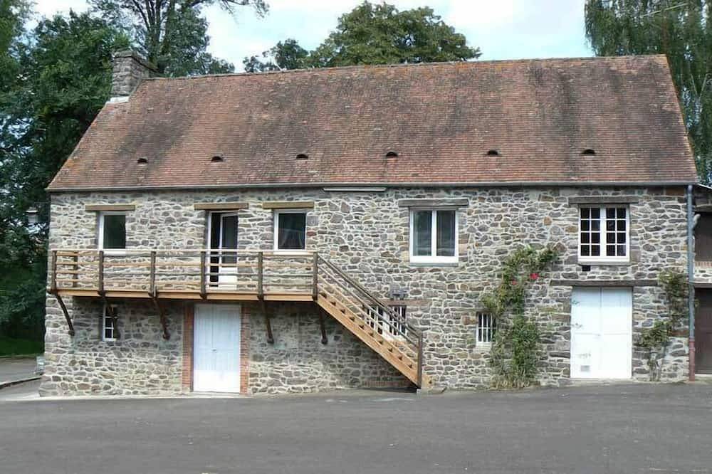 Gîte au Moulin du Vey (G1) in Notre-Dame-de-Bonne-Nouvelle, Région de Caen
