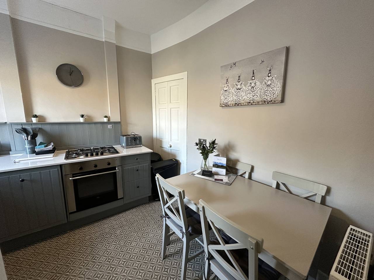 Entire apartment, The Tweed in Melrose, Scottish Borders