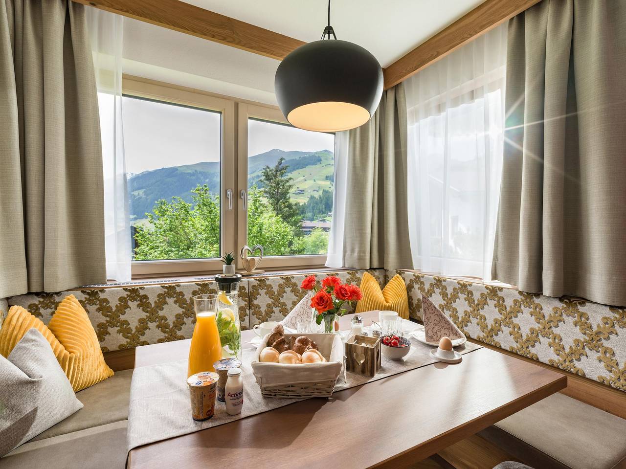 Ganze Ferienwohnung, App. Torspitz, 2 Schlafzimmer, 2 Du/Wc, Terrasse in Tuxer Alpen, Hintertux