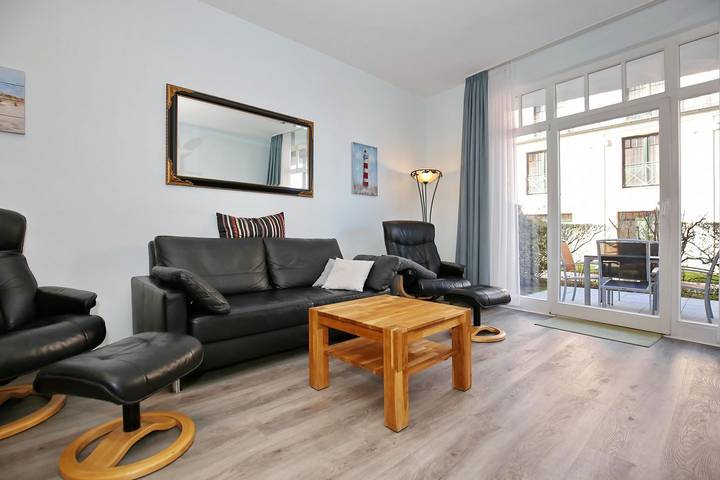 Ferienwohnung für 4 Personen, mit Terrasse in Kühlungsborn