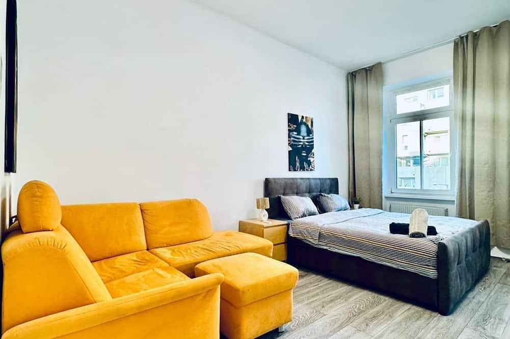 Ganze Wohnung, Nice Room in a Shared Apt, 10Min to Fac Platz in Floridsdorf, Wien