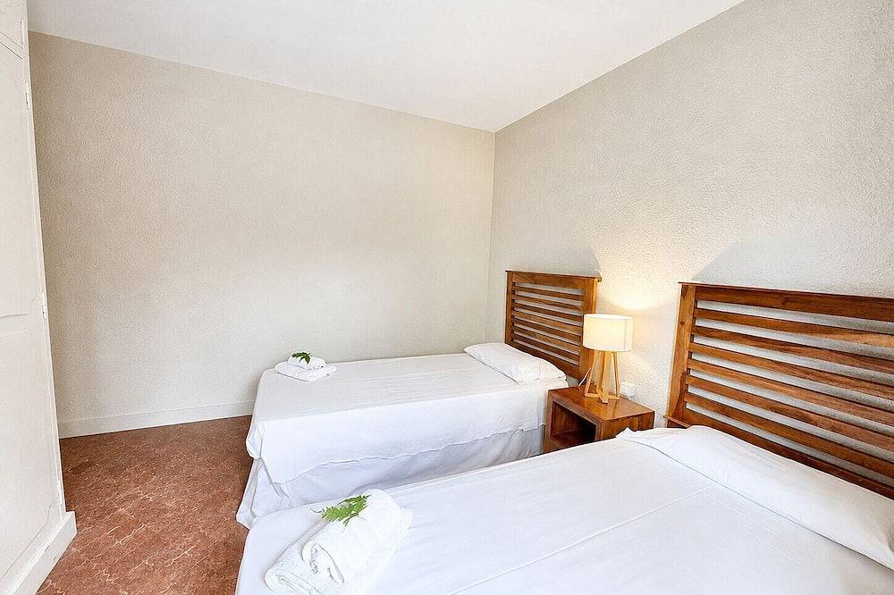 Homeholidaysrentals Acuarela - Costa Barcelona in Urbanizacion Montcabrer, Cabrils