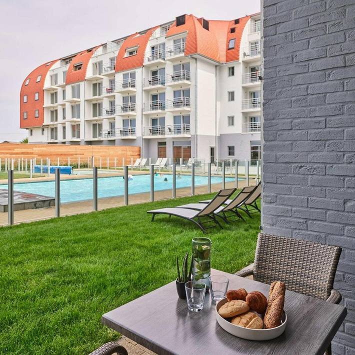 Apartament wakacyjny dla 2 osób, z taras i basen, zwierzęta dozwolone w Brugia