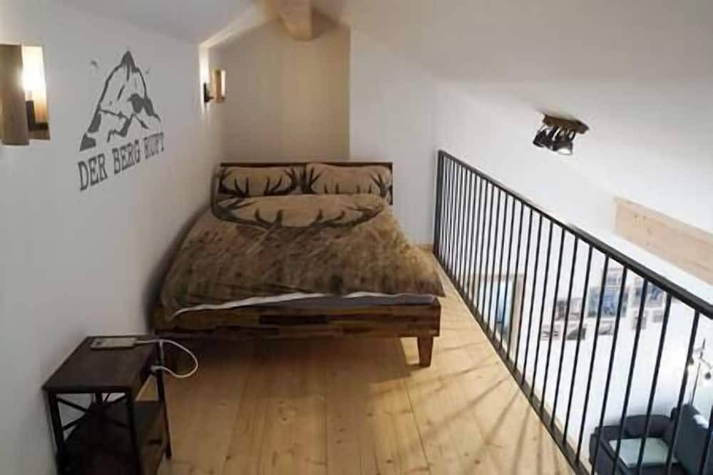 Ganze Wohnung, Loftwohnung \"Kaiserblick\" im Inntal - zentral & ruhig in Flintsbach am Inn, Bayerische Alpen