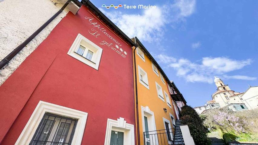 Gîte pour 4 personnes, avec terrasse dans Carrodano Inferiore