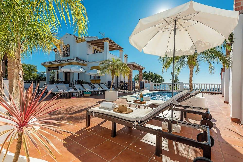Fantastique villa avec vue sur la mer, à quelques km de la plage in Torrox, Cordillera Penibética
