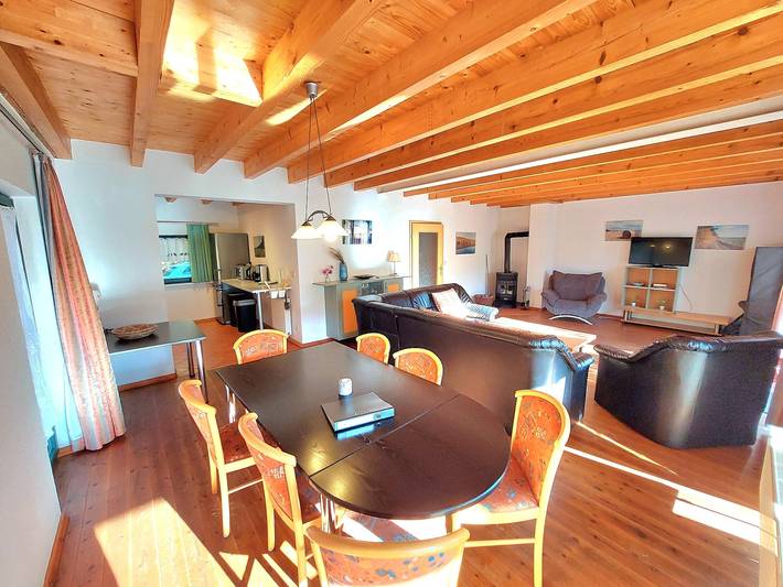Ferienhaus für 7 Personen, mit Terrasse und Garten in Jabel - 3