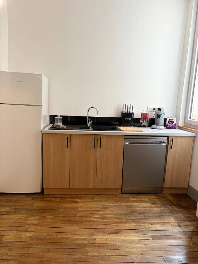 Appartement entier, One-Bedroom Apartment in Saint-Céré, Lot