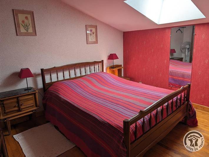 Gîte pour 8 personnes, avec terrasse, animaux acceptés dans Rhône - 4
