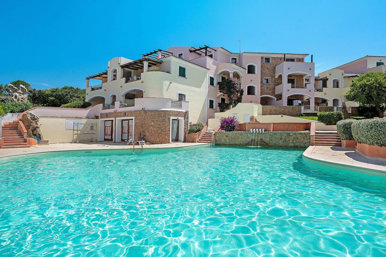 Apartamento entero, Apartamento 'Casa Milly con Piscina Compartida', Wi-Fi y Aire Acondicionado in Santa Teresa di Gallura, Santa Teresa Gallura (Municipality)