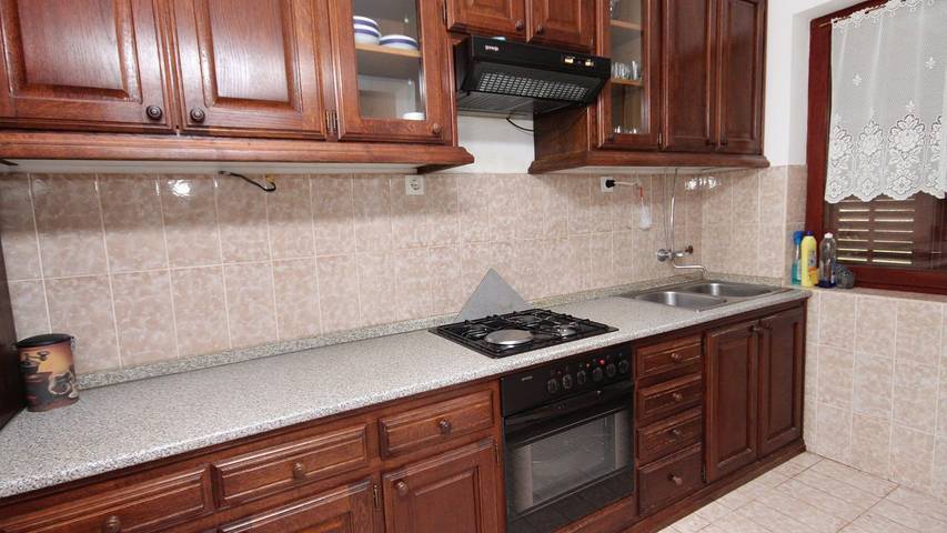 Ferienwohnung für 8 Personen, mit Terrasse in Vrsi - 4