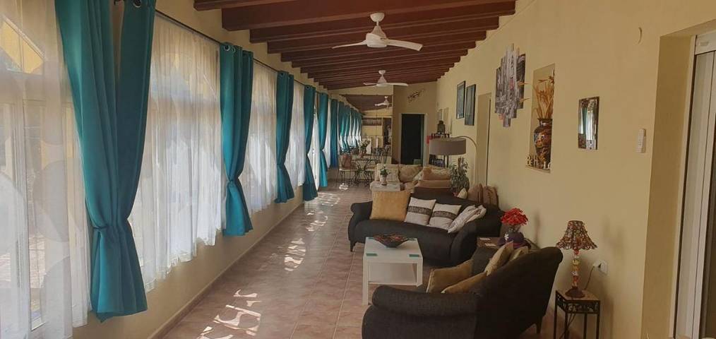 Chalet para 14 personas, con piscina además de jardín y vistas en Levante Almeriense - 4