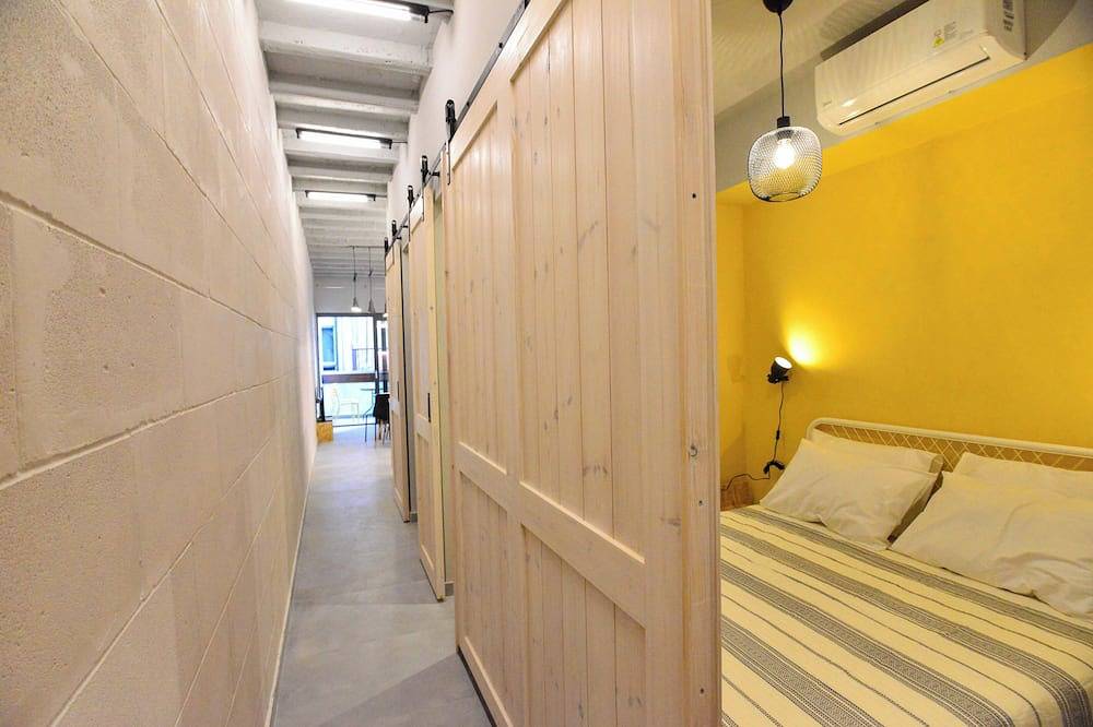 Entire apartment, Athens loft 5 minutes from Monastiraki metro stop in Central Section of Athens, Athens