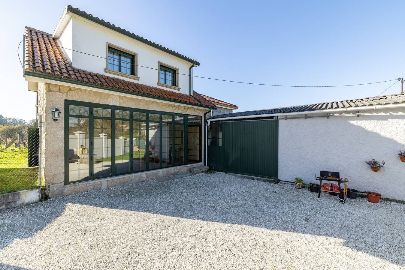 Casa Abuela Mercedes : Maison de Vacances avec Piscine Privée, Wi-Fi et Vue sur la Montagne in Caldas de Reis, Province de Pontevedra