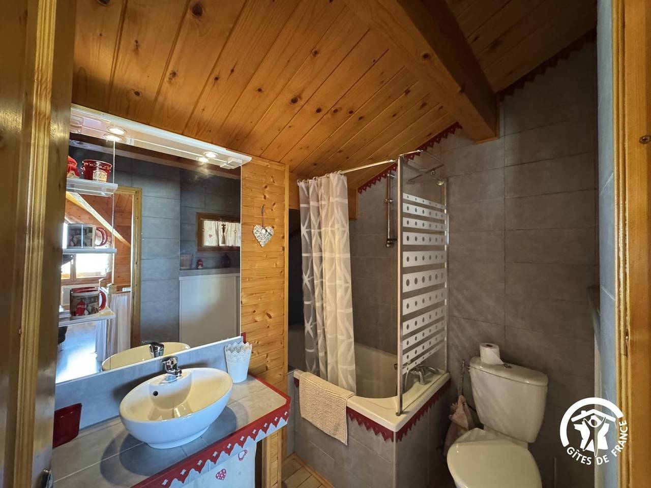 Chalet l'Esquirol in Formiguères, Parque Natural Regional de los Pirineos Catalanes