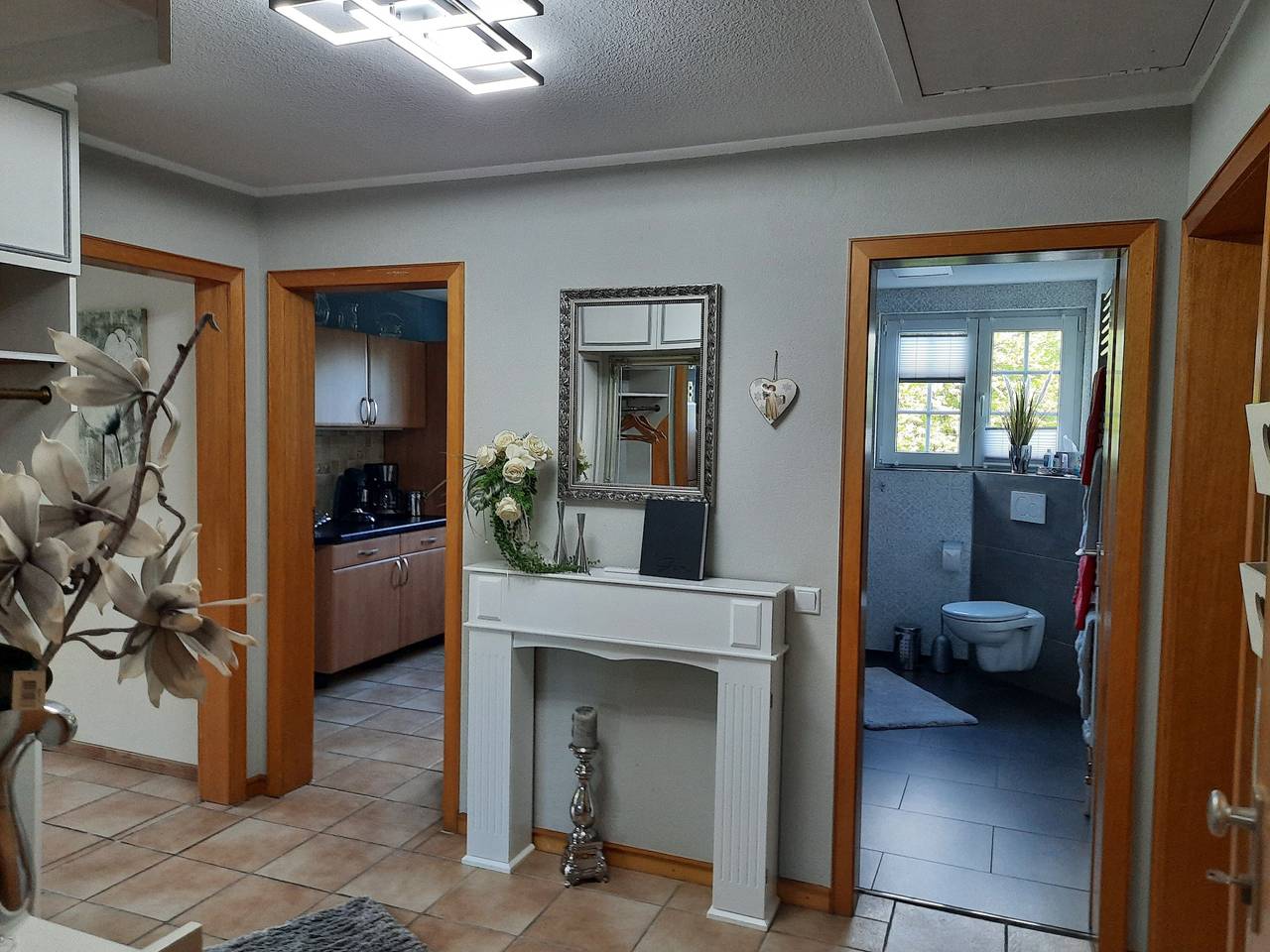 Appartement entier, Appartement 'Gast Wohnung Im Grünen Casa Weige' avec piscine privée, jardin et Wi-Fi in Hamm, Ruhr