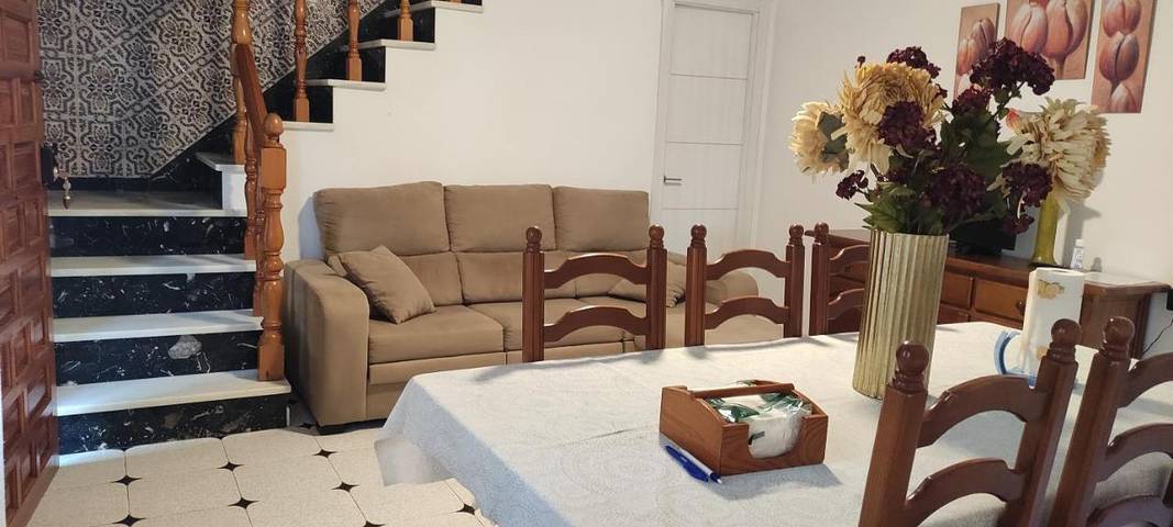 Ferienhaus für 5 Personen, mit Ausblick und Terrasse - 1